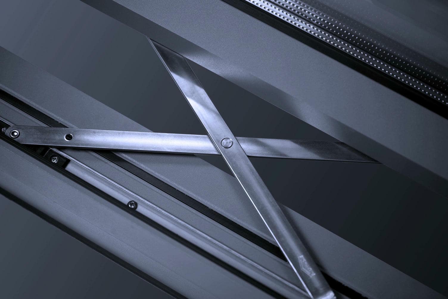 Aluminum Parallel Opening Windows: High-Rise Systems | LIKI